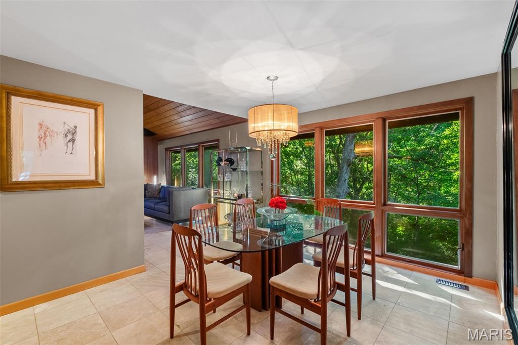 770 Straub Road Chesterfield, MO 63017 - Photo 7 of 41