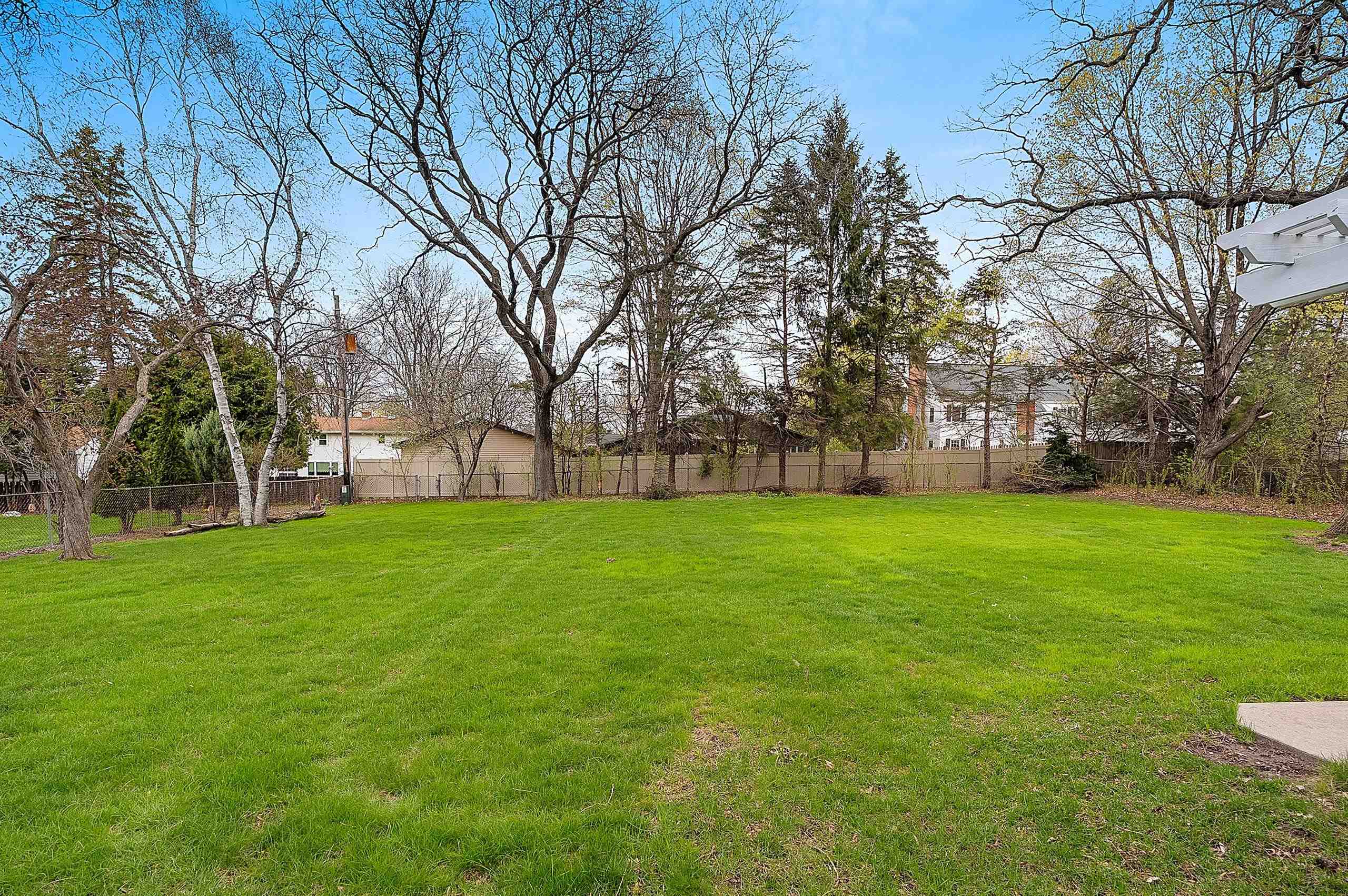 1335 Ridgeway Boulevard De Pere, WI 54115 - Photo 56 of 58