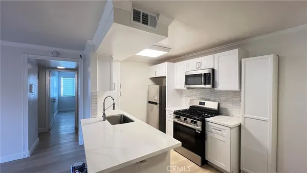 $2,400 | 26200 Redlands Boulevard, Redlands, CA 92373