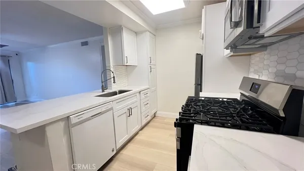 $2,400 | 26200 Redlands Boulevard, Redlands, CA 92373