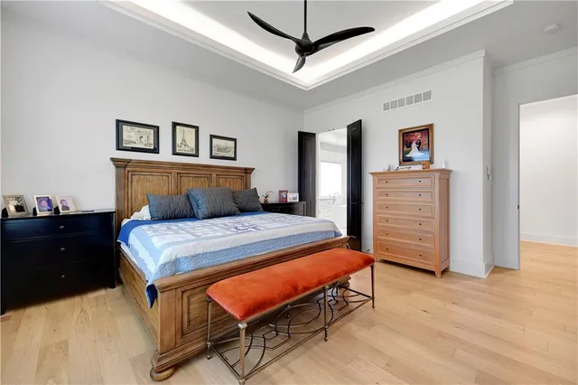 $879,000 | 17401 Oakshire Street, Overland Park, KS 66221