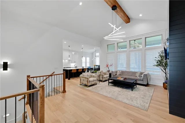 $879,000 | 17401 Oakshire Street, Overland Park, KS 66221