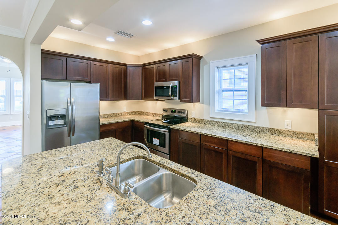 3678 Valencia Road Jacksonville, FL 32205 - Photo 12 of 27 012