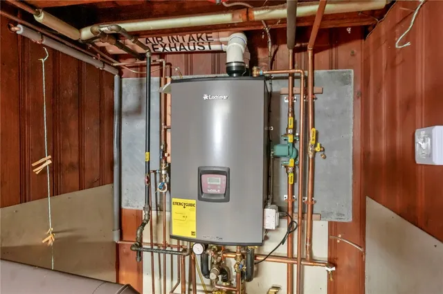 $400,000 | 87 Vincent Avenue, East Providence, RI 02914