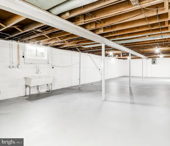 $349,900 | 163 Thomas Place, Reading, PA 19608