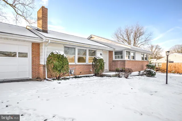 $349,900 | 163 Thomas Place, Reading, PA 19608