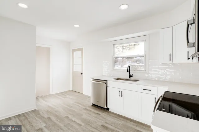 $349,900 | 163 Thomas Place, Reading, PA 19608