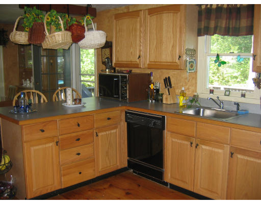 163 County Road Plympton, MA 02367 - Photo 6 of 11 Gallery Image 6