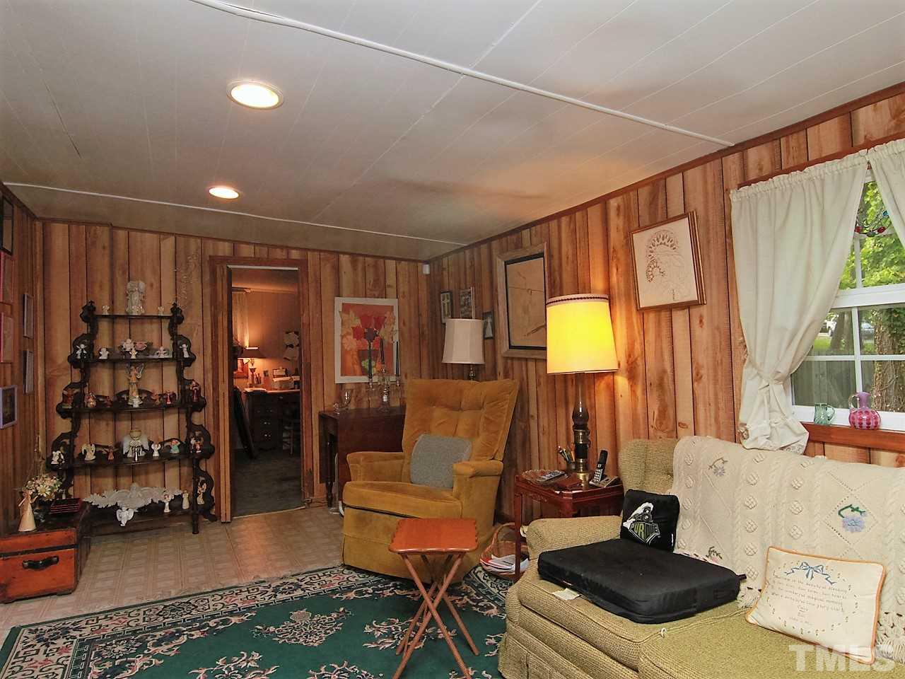 818 Chalk Level Road Durham, NC 27704 - Photo 15 of 25