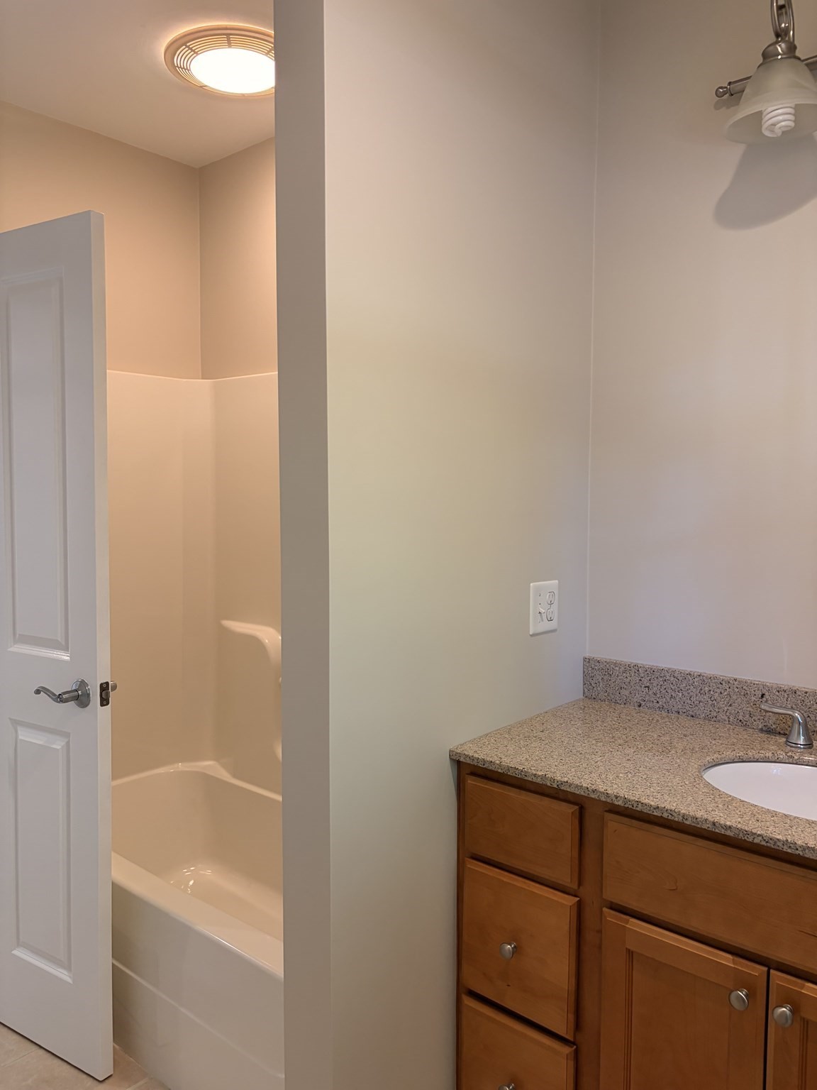 38 Hathaway Pond Circle, Unit 38 Rochester, MA 02770 - Photo 17 of 32 Gallery Image 17