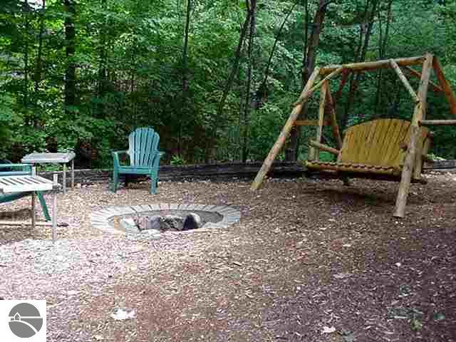 2470 East Potter Road Traverse City, MI 49696 - Photo 8 of 9 1649554-7.JPG