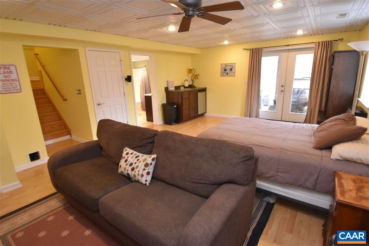155 Pine Ridge Road Faber, VA 22938 - Photo 21 of 30 a living room with furniture and wooden floor