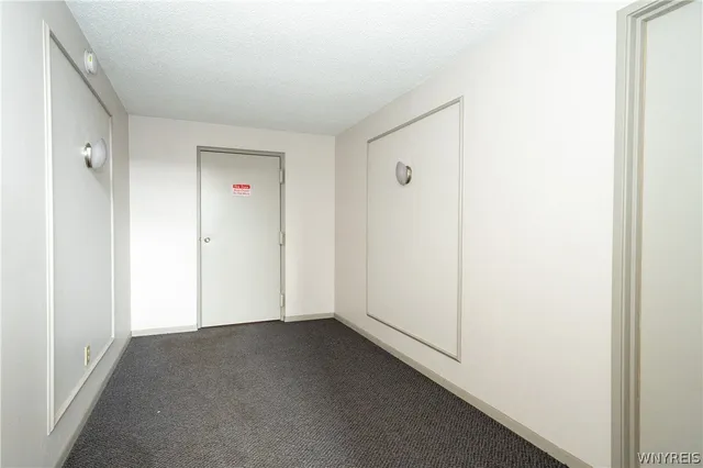 $128,900 | 6 Foxberry Drive, Amherst, NY 14068