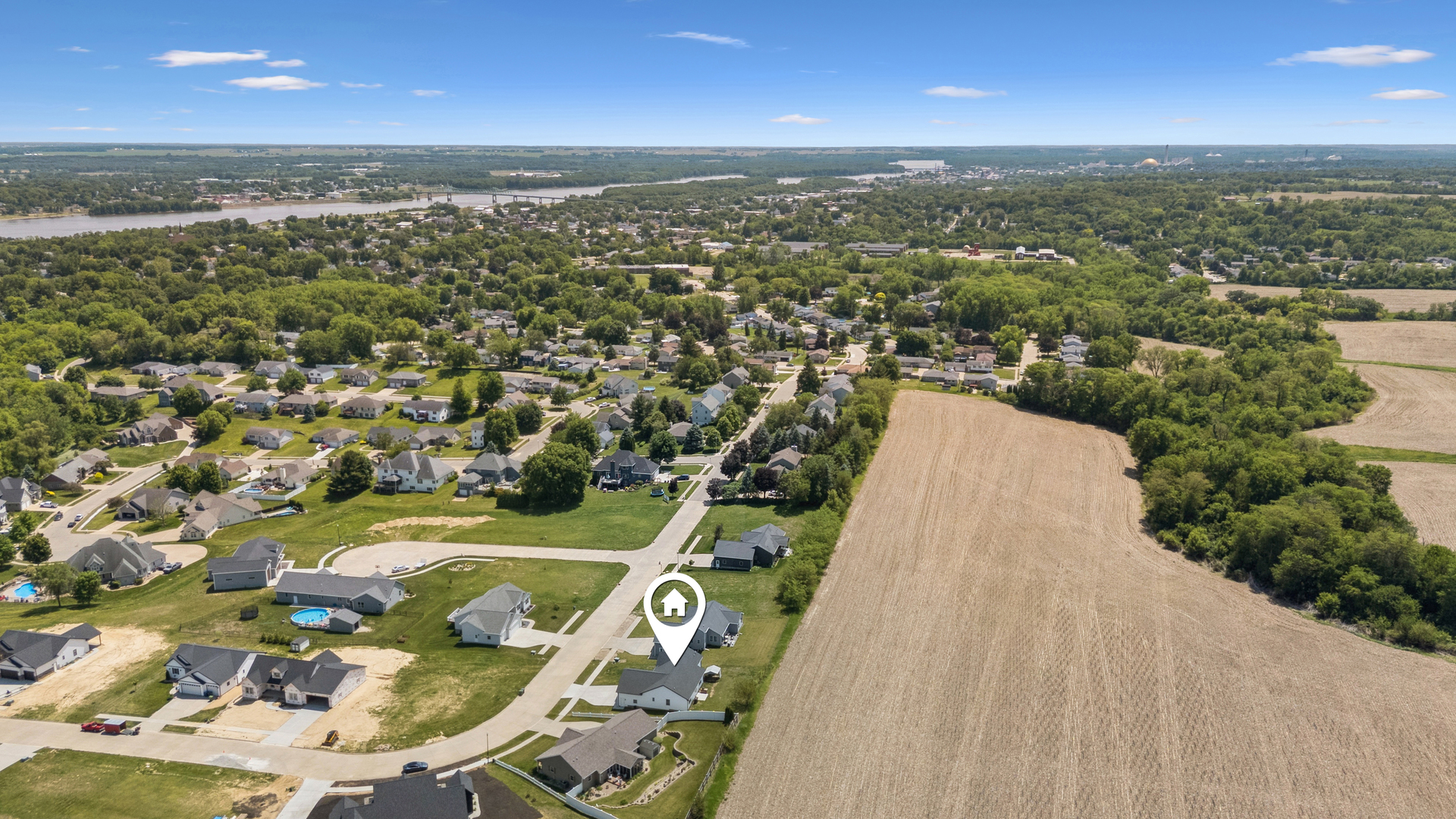 3548 Tower Court Clinton, IA 52732 - Photo 33 of 36