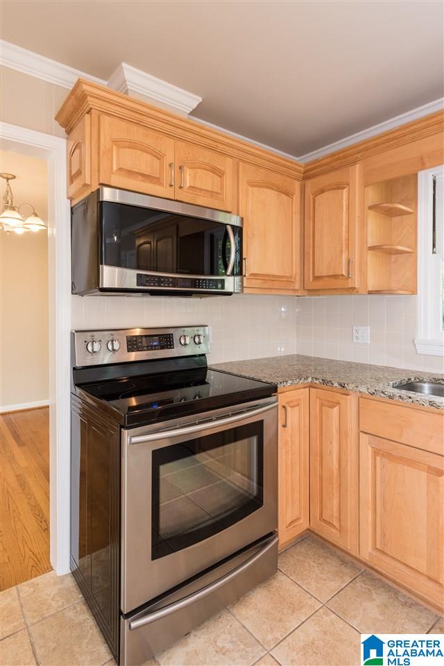 821 Woodvale Road Birmingham, AL 35222 - Photo 16 of 35