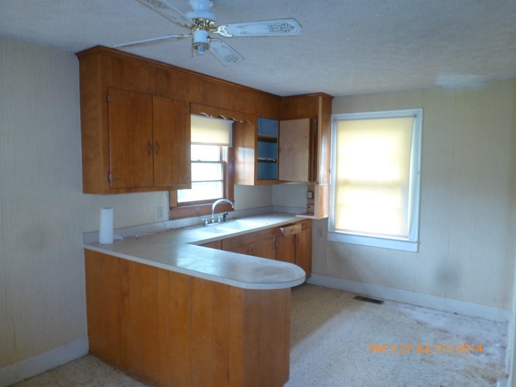233 Yates Road Liberty, SC 29657 - Photo 3 of 16