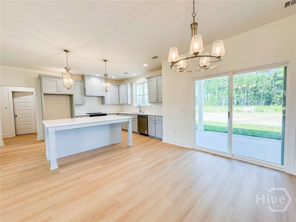 17 Carver Way Midway, GA 31320 - Photo 7 of 25