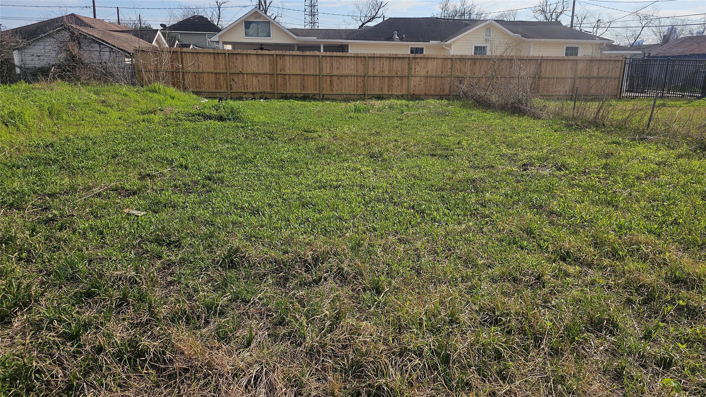 3208 Jewel Street Houston, TX 77026 - Photo 4 of 9