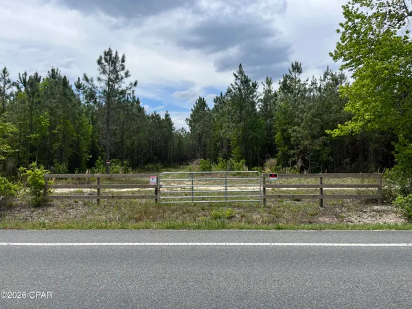 $112,000 | 20460 Highway 71, Altha, FL 32421