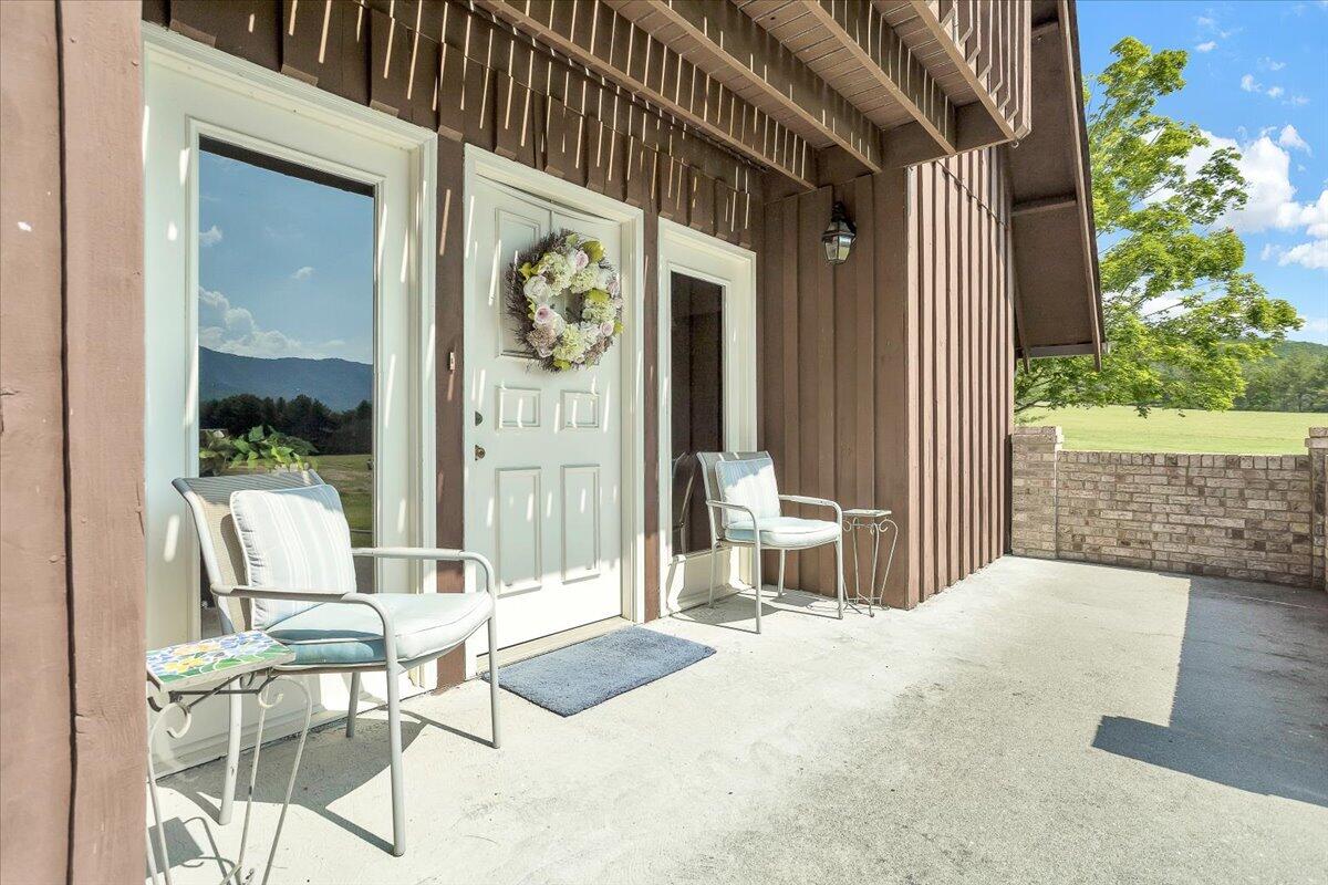 4087 Flatwoods Road Elliston, VA 24087 - Photo 14 of 43 04-4087 Flatwoods Rd_04
