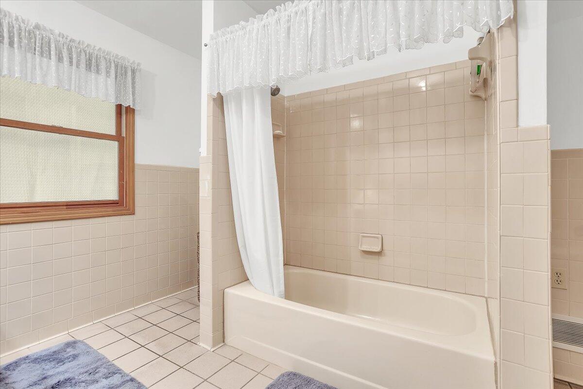 4087 Flatwoods Road Elliston, VA 24087 - Photo 27 of 43 17-4087 Flatwoods Rd_17
