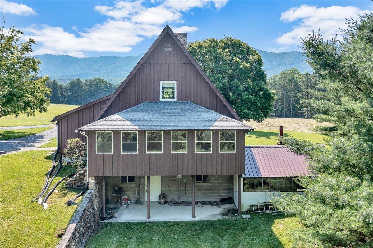 4087 Flatwoods Road Elliston, VA 24087 - Photo 3 of 43 36-4087 Flatwoods Rd_36