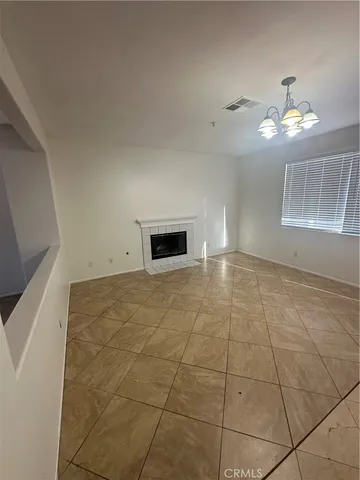 $4,000 | 16623 Almaden Drive, Fontana, CA 92336