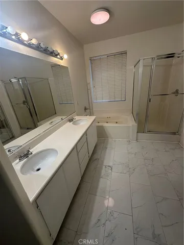 $4,000 | 16623 Almaden Drive, Fontana, CA 92336