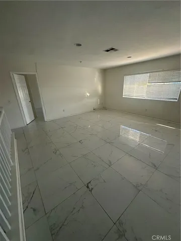 $4,000 | 16623 Almaden Drive, Fontana, CA 92336