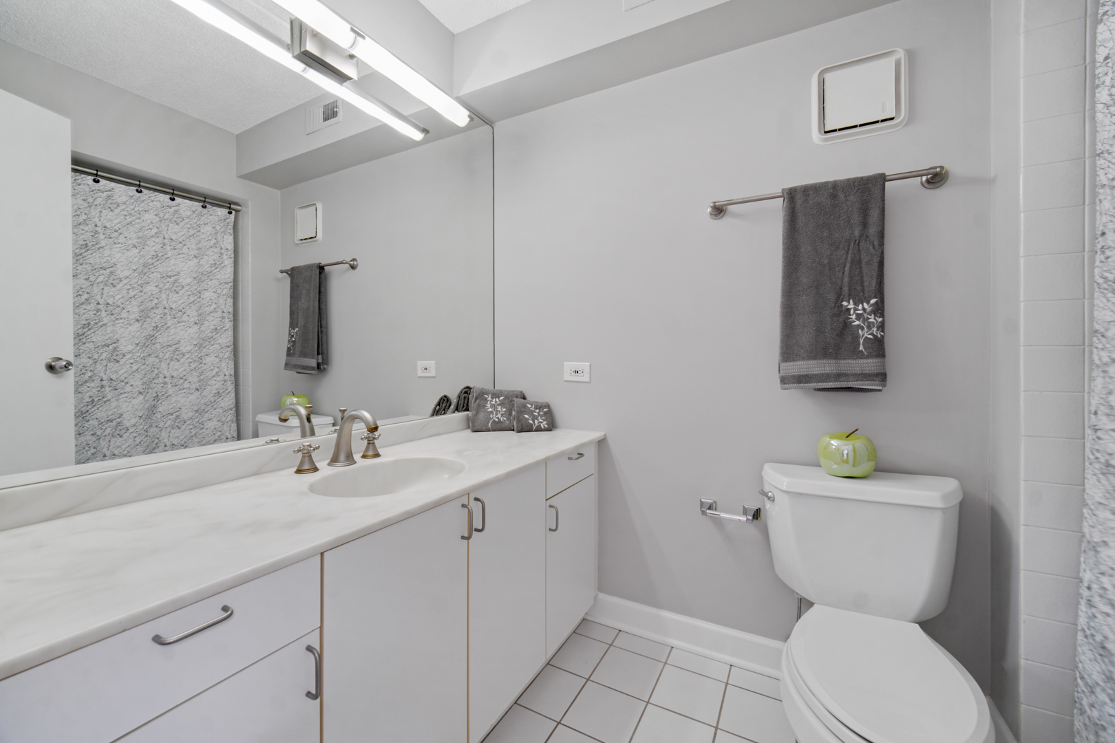 1730 Seton Road Northbrook, IL 60062 - Photo 14 of 27