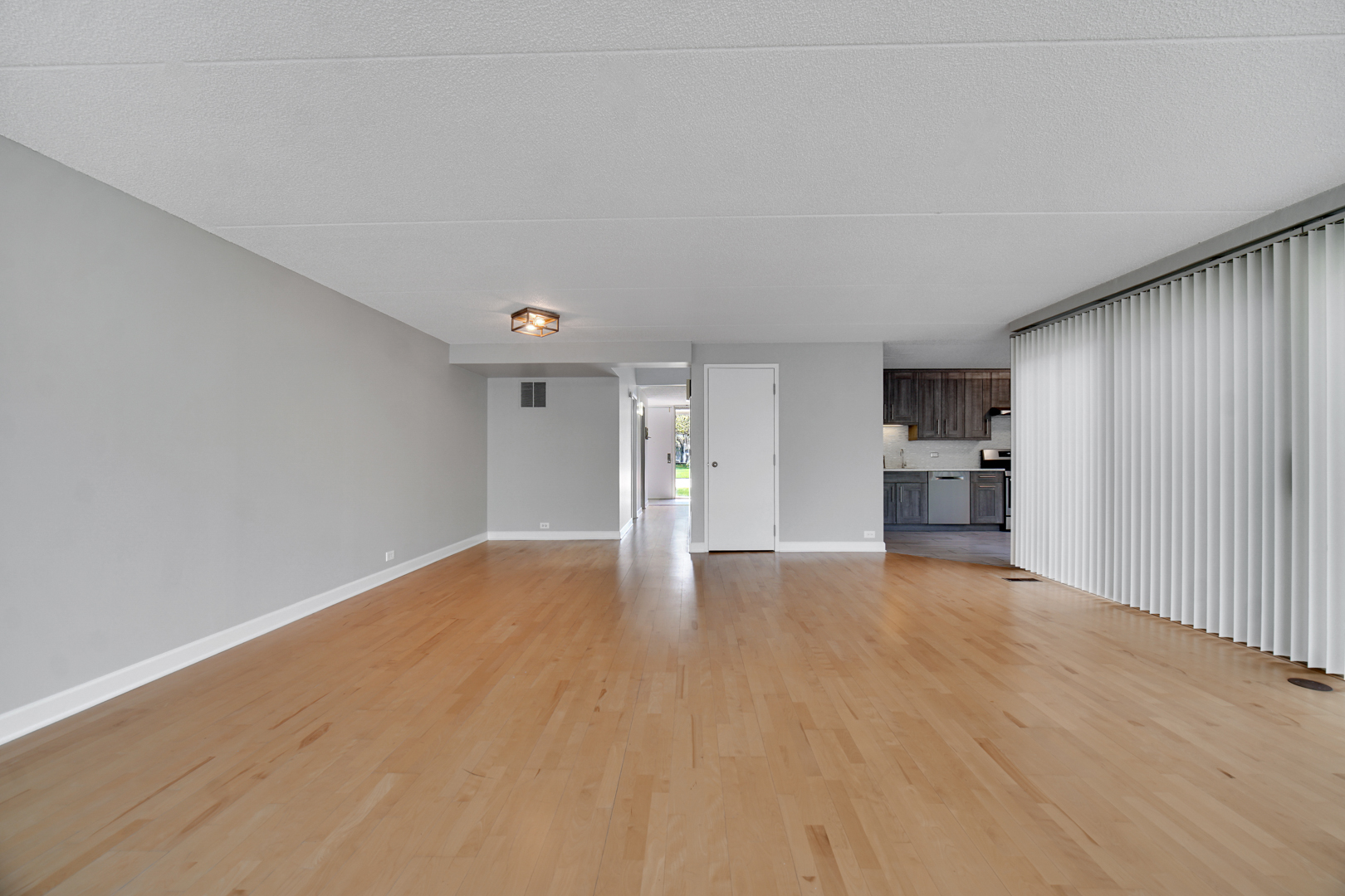 1730 Seton Road Northbrook, IL 60062 - Photo 4 of 27