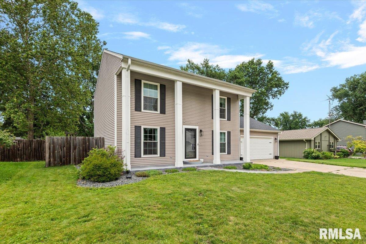 639 Deerfield Road Chatham, IL 62629 - Photo 2 of 43
