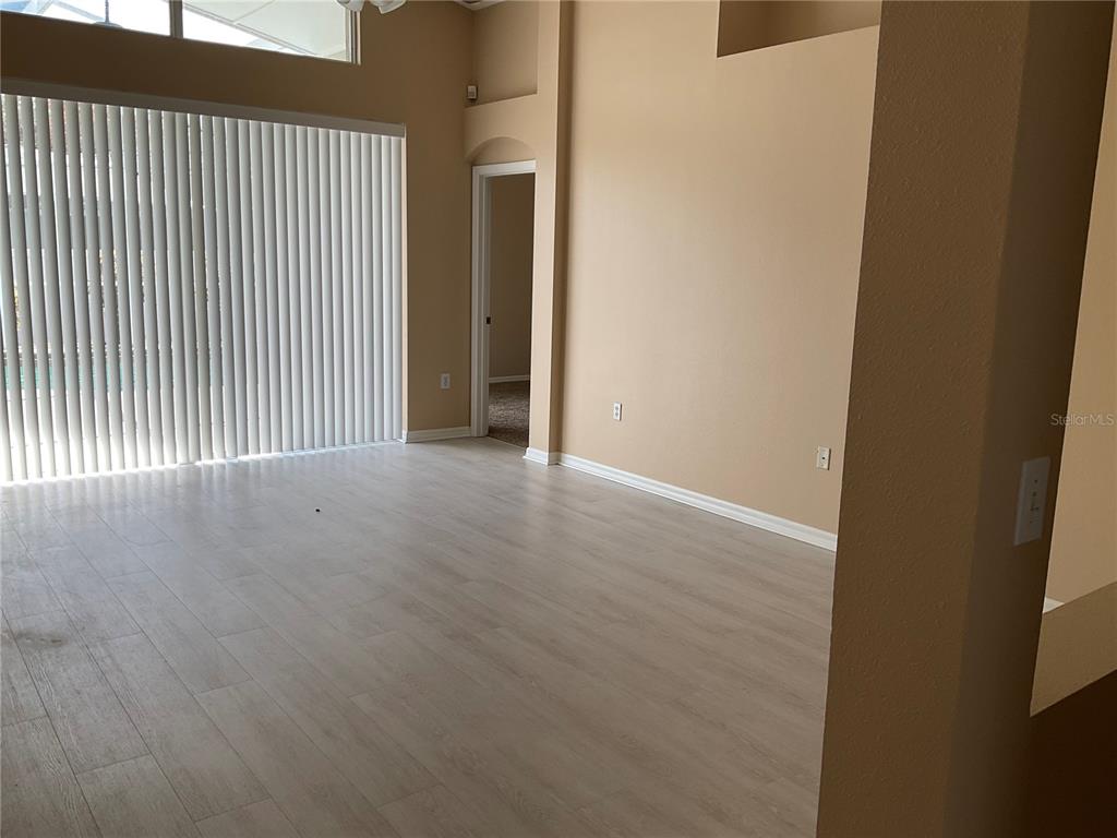 2717 Villa Drive Valrico, FL 33596 - Photo 9 of 19