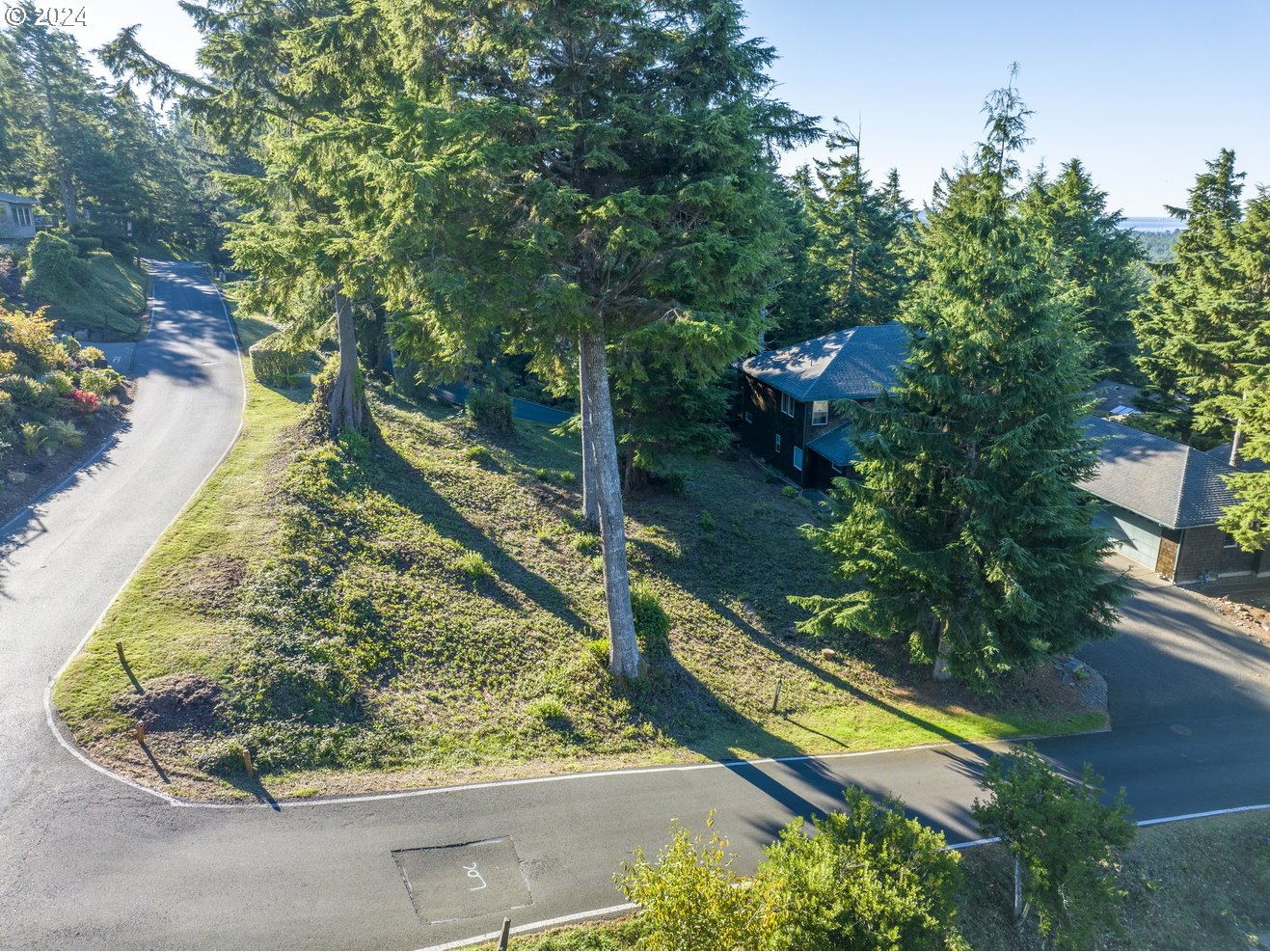 425 Surf View Drive Siletz, OR 97380 - Photo 15 of 15