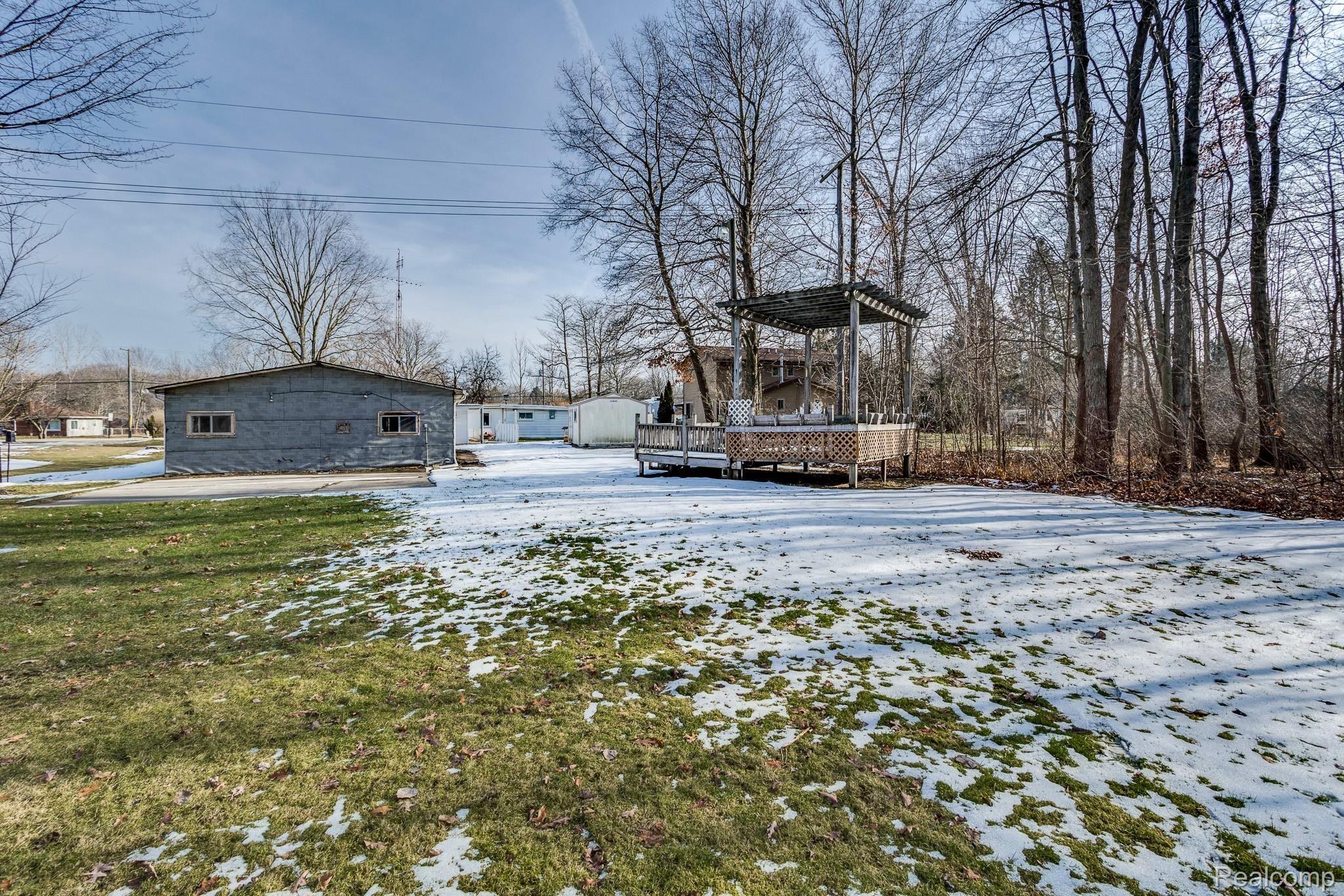 2651 Alger Road Port Huron, MI 48060 - Photo 2 of 33 2651 Alger (33 of 33).jpg