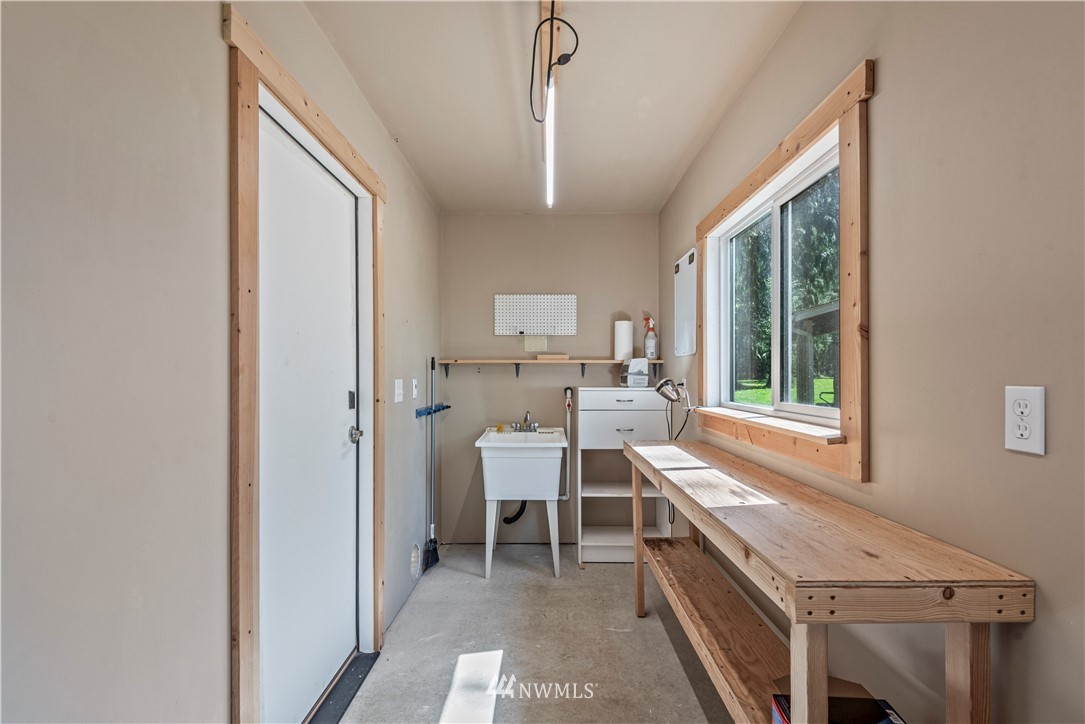 248-35 Burchett Road Onalaska, WA 98570 - Photo 14 of 32