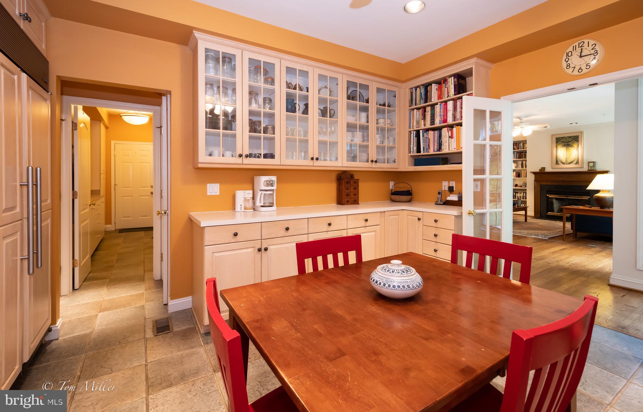 8 Roland Green, Unit 4 Baltimore, MD 21210 - Photo 17 of 76 Kitchen