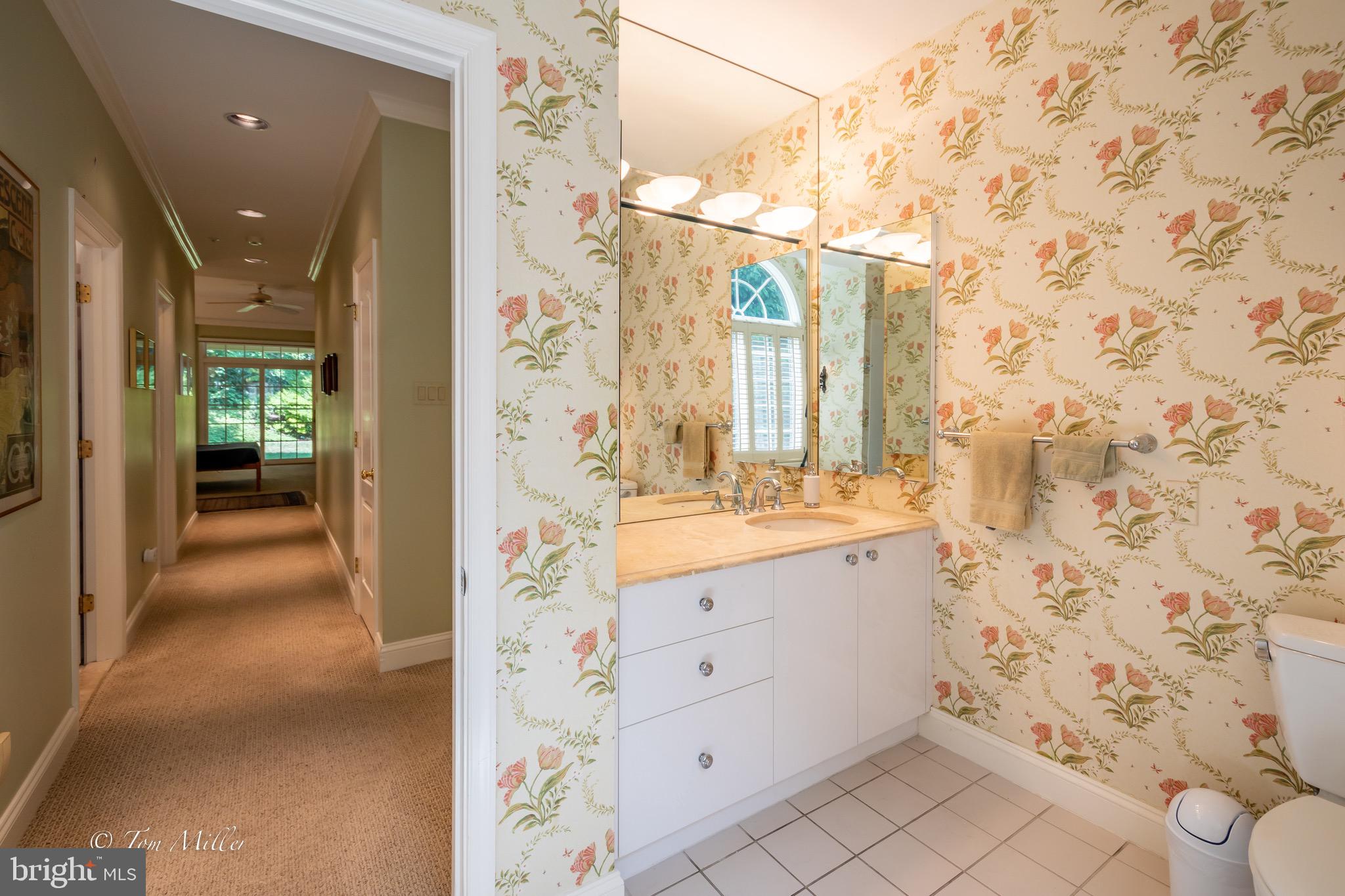 8 Roland Green, Unit 4 Baltimore, MD 21210 - Photo 44 of 76 Second Full Bath