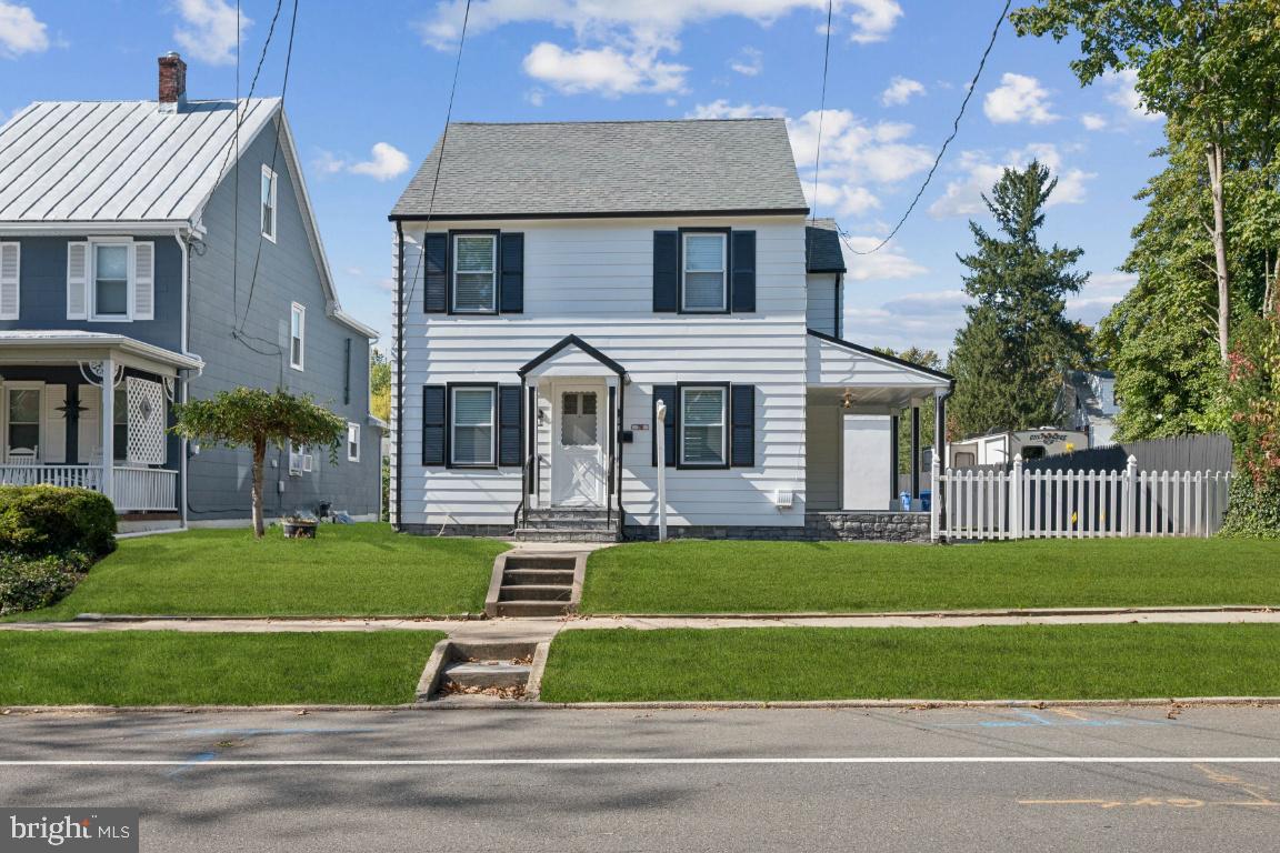 76 Branch Street Mount Holly, NJ 08060 - Photo 1 of 26 Front View