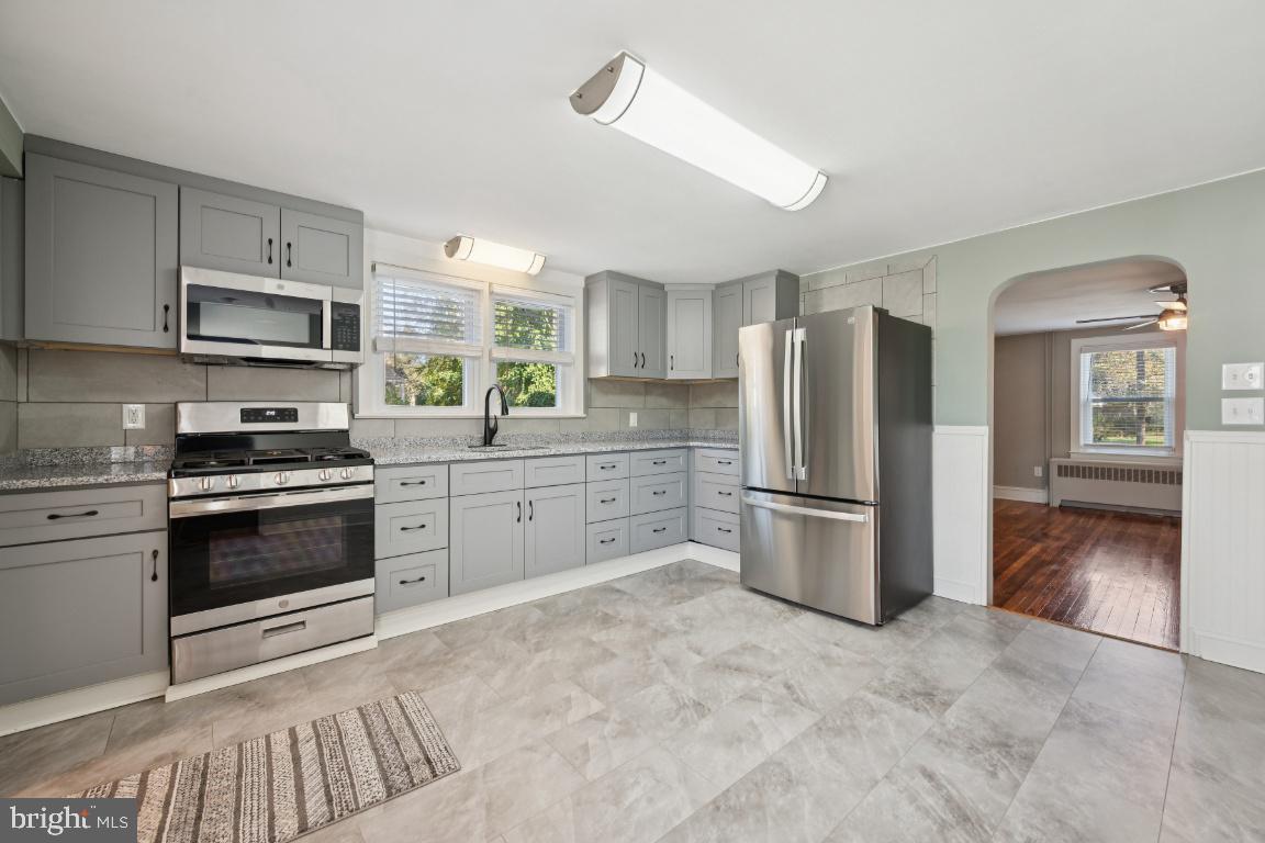 76 Branch Street Mount Holly, NJ 08060 - Photo 5 of 26 Kitchen