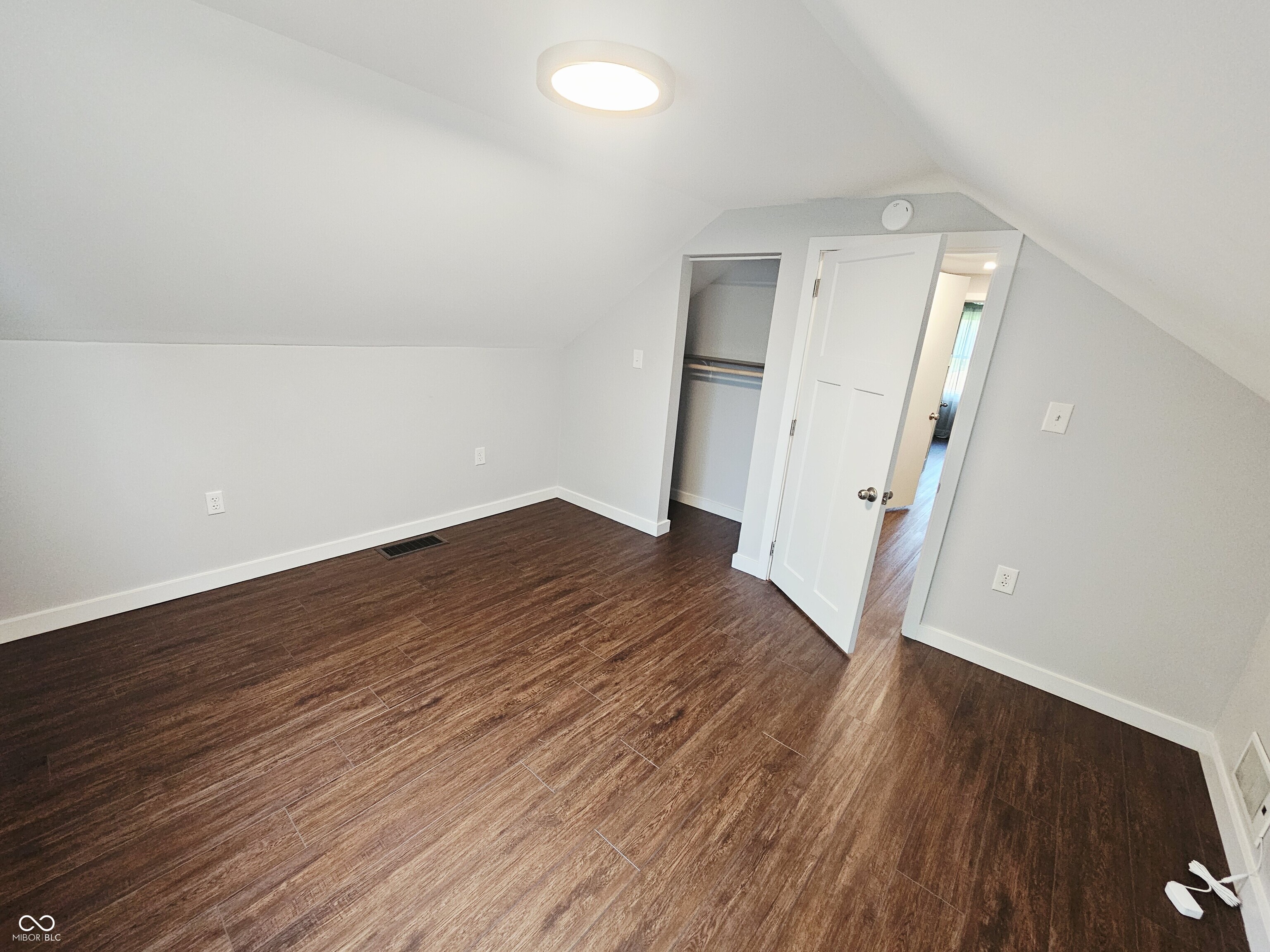 428 Maxwell Road Indianapolis, IN 46217 - Photo 7 of 28