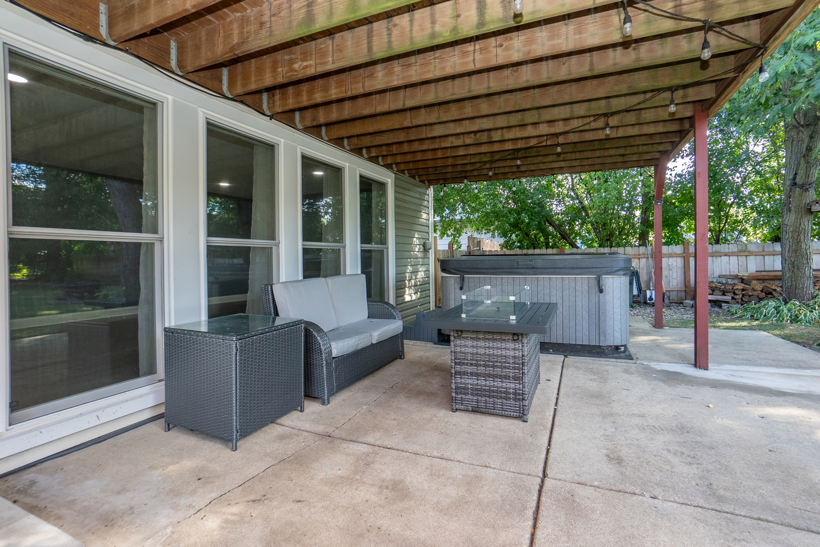 1400 Cooper Road Hoffman Estates, IL 60169 - Photo 26 of 32