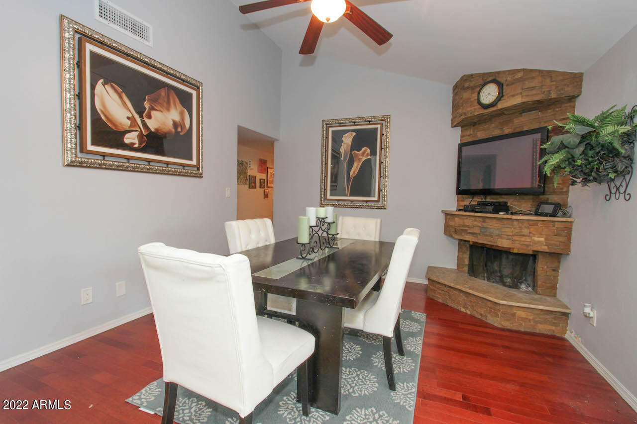 5654 West Mountain View Road Glendale, AZ 85302 - Photo 12 of 54 5654 W Mountain View RD-27