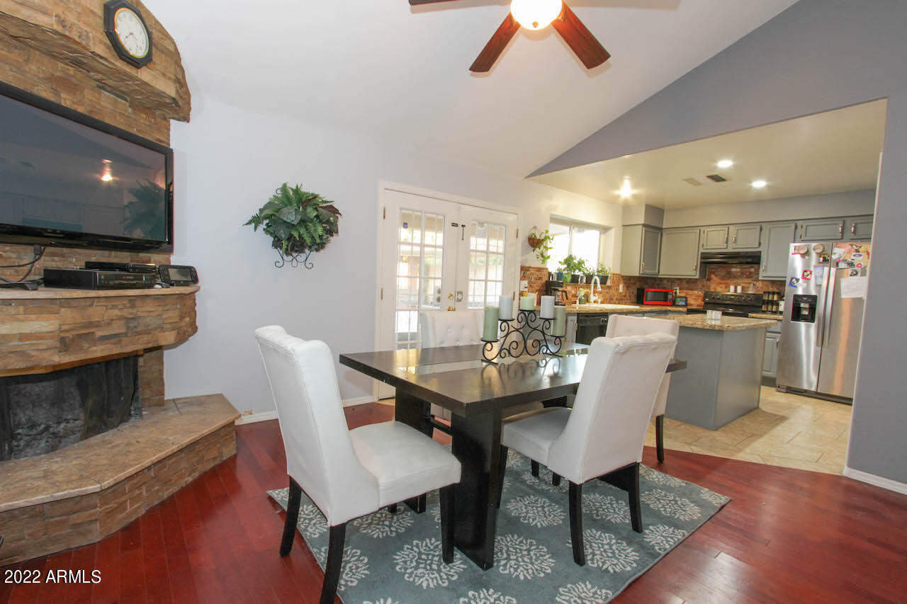 5654 West Mountain View Road Glendale, AZ 85302 - Photo 14 of 54 5654 W Mountain View RD-29
