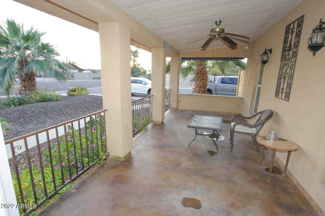 5654 W Mountain View RD-16