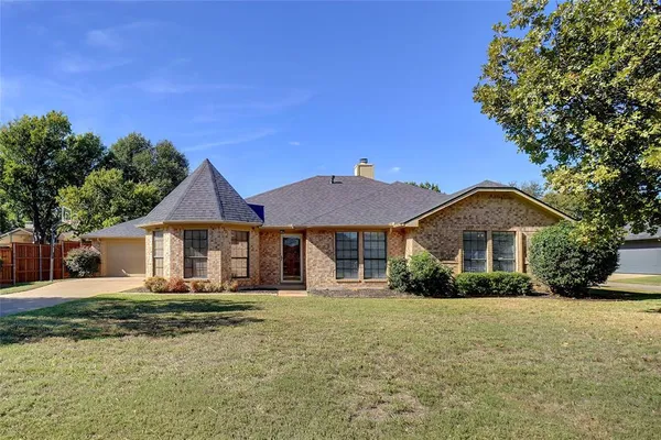 $3,600 | 2994 Lake Drive, Southlake, TX 76092