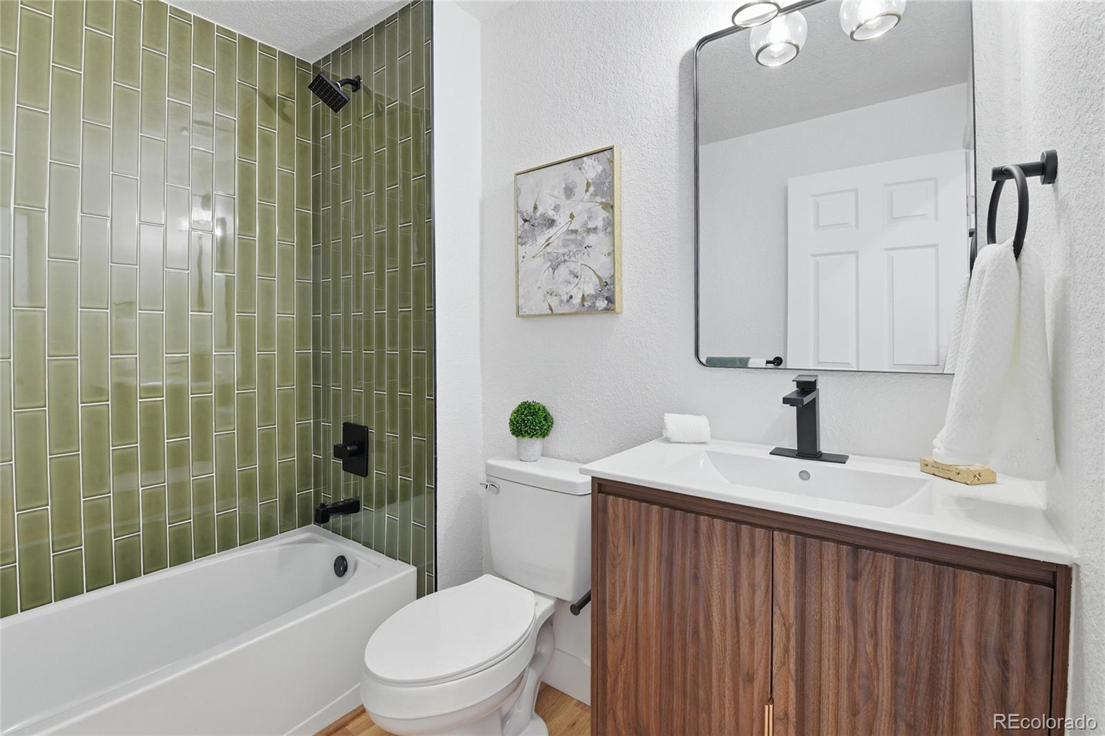 4482 Fairplay Way Denver, CO 80239 - Photo 12 of 25