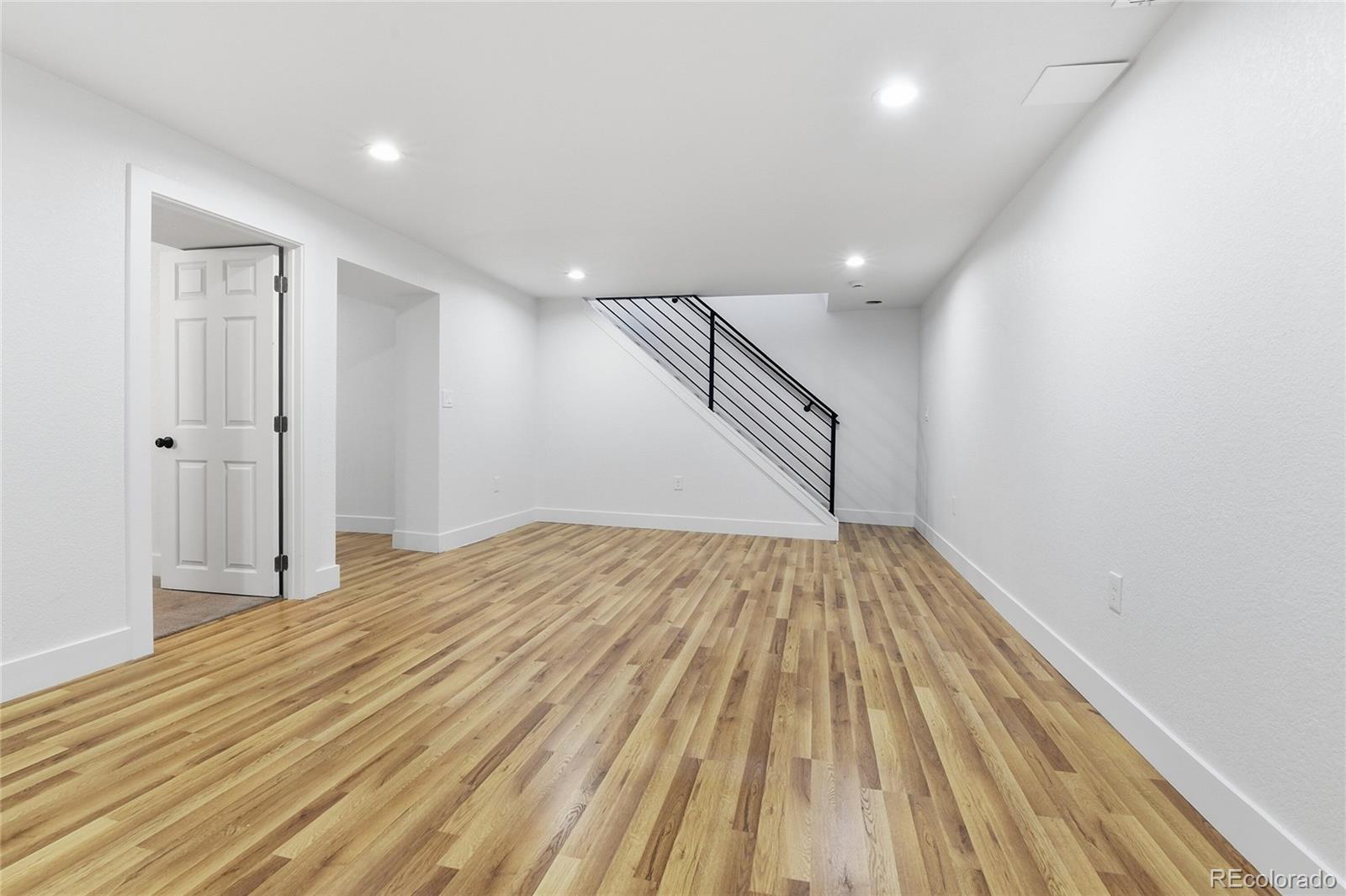 4482 Fairplay Way Denver, CO 80239 - Photo 14 of 25