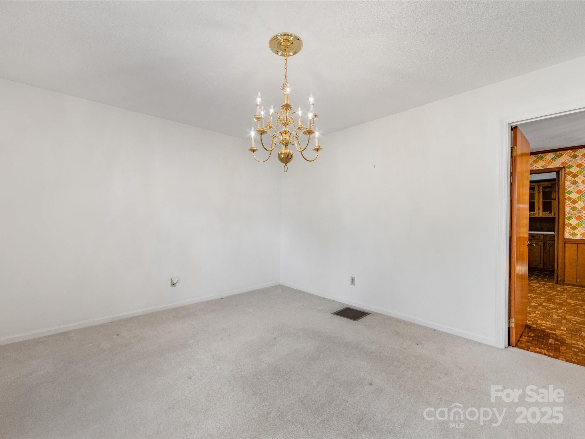 512 Holiday Road Gastonia, NC 28054 - Photo 20 of 42 Gallery Image 20