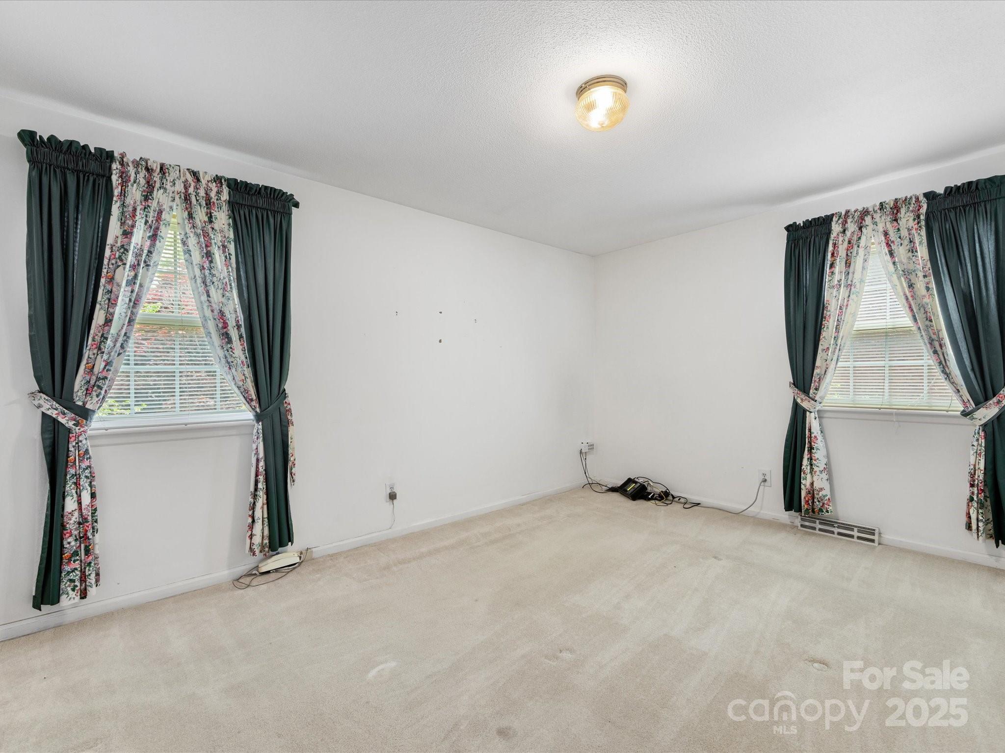 512 Holiday Road Gastonia, NC 28054 - Photo 27 of 42 Gallery Image 27